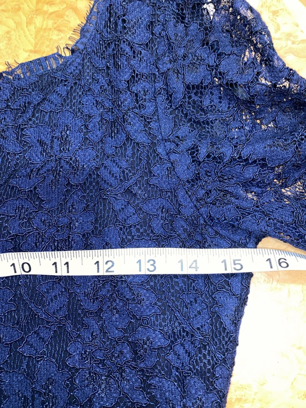 NWT!! Diane Von Furstenberg Zarita Navy Lace 3/4 Sleeve Sheath Dress Size 2 - Picture 7 of 16